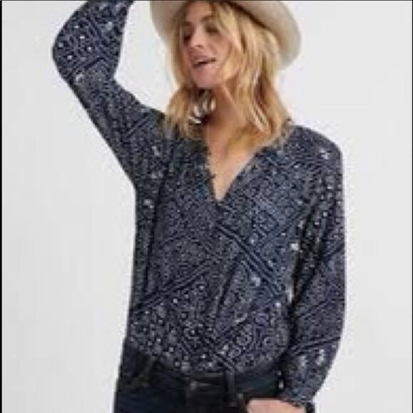 Lucky Brand Tops - Lucky Brand Blue Bandana Print Split Back Top